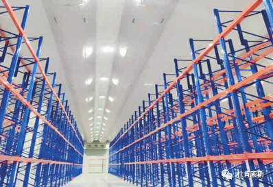 GA黄金甲柔性风管利用在低温高架库