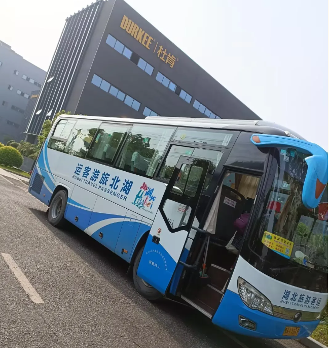 GA黄金甲风管销售中心安徽明堂山景区游览团建活动