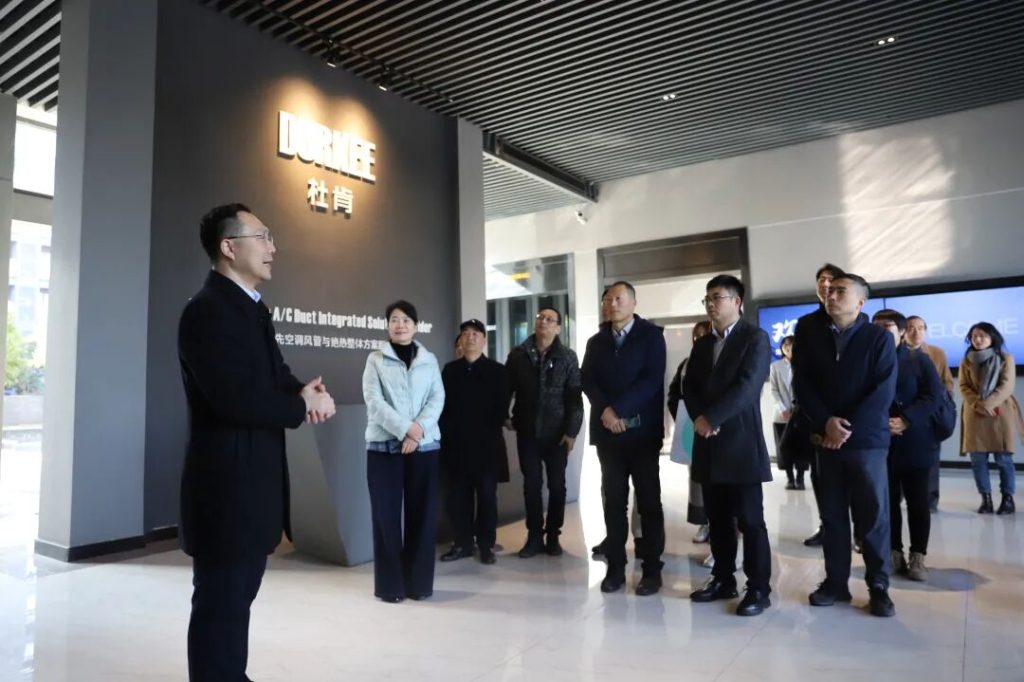 GA黄金甲集团金海丰先生做解说